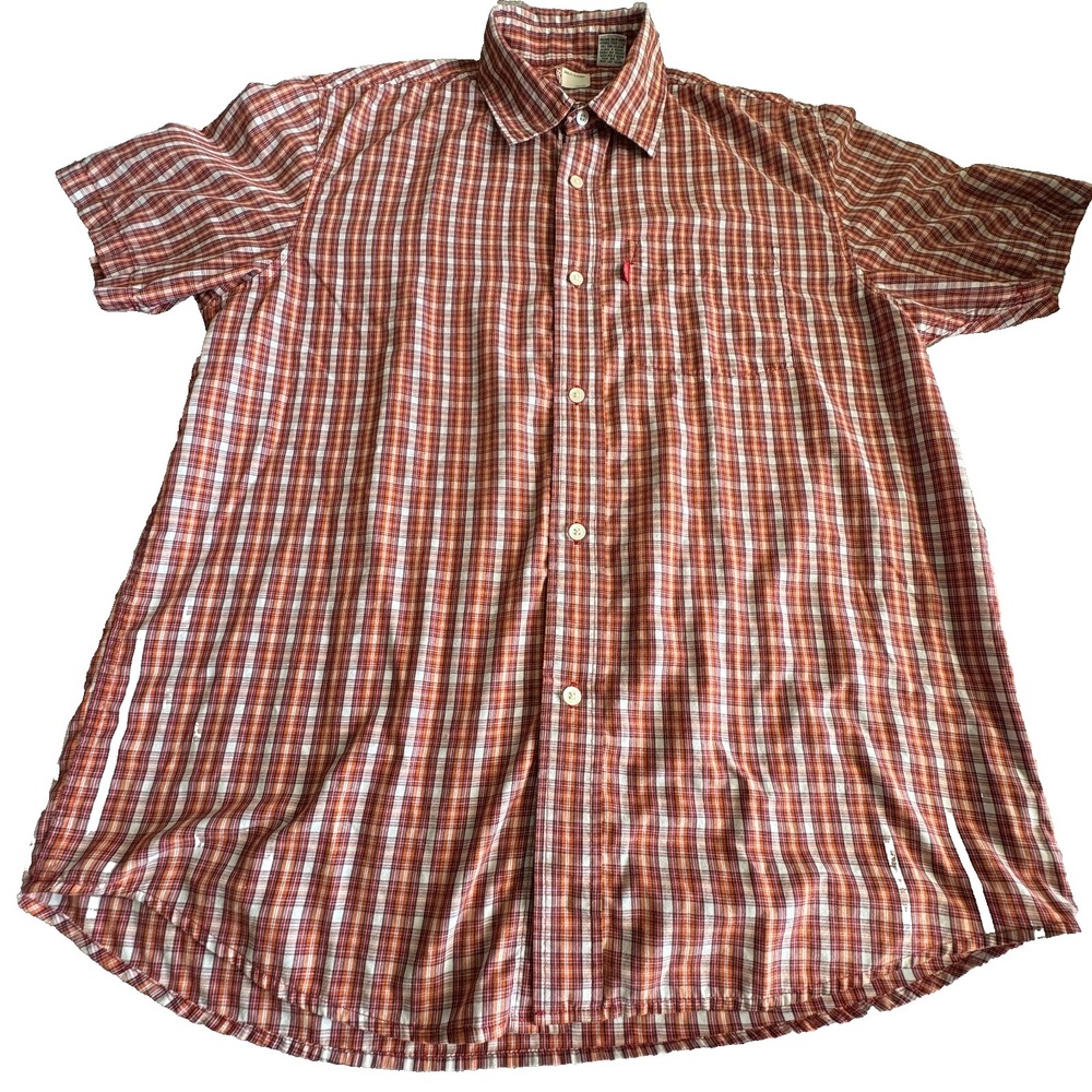 LEVI'S Short Sleeve Button Up Shirt Red Checkered‎ Size Medium Men's Levis Top